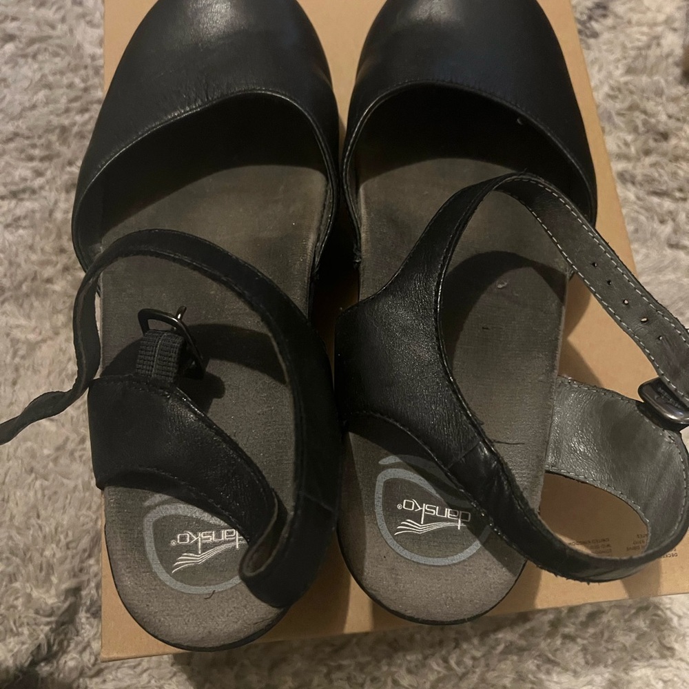 Dansko Sam Black Full Soft Grain 39 Mary Jane